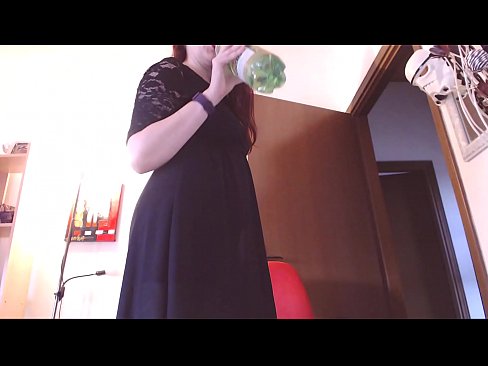 ❤️ Pokorna sužnja, ki obožuje umazane in sočne spodnjice, je po ogledu tega videa prisiljena masturbirati! ❤️ Porno pri nas ️❤