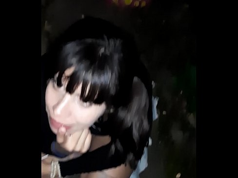 ❤️ Na ulici nabrekli penis v zameno za sladkarije ❤️ Porno pri nas ️❤